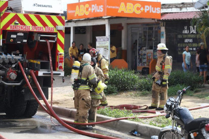 Los bomberos controlaron rápidamente las llamas. No hubo heridos ni víctimas mortales.