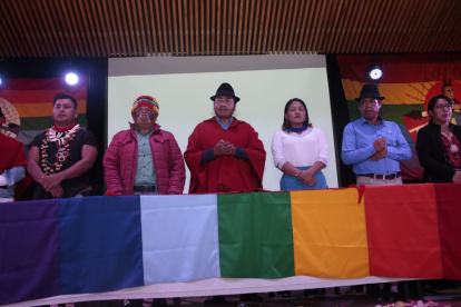 Dirigencia de la Conaie en el inicio de su asamblea general en Quito.