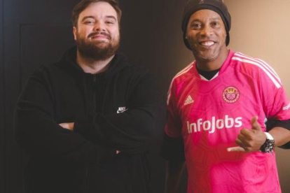 Ibai Llanos hizo público el anuncio del fichaje de ´Dinho´ a través de su cuenta de Instagram.