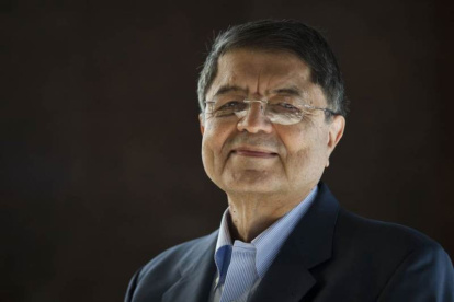 El escritor es también abogado y político fue parte de la Junta de Gobierno de Reconstrucción Nacional tras el triunfo de la Revolución Sandinista en 1979.