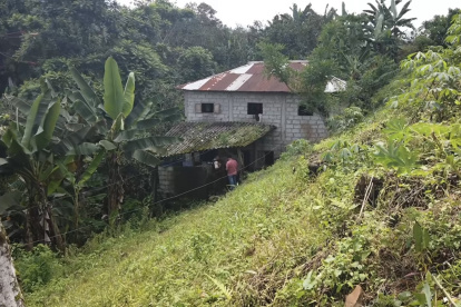 Caluma. En esta vivienda fue encontrada la víctima, ya inerte.