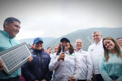 En la comunidad Llano El Anís, municipio Sucre, se instaló el primer Sistema de Energías Renovables de Venezuela.