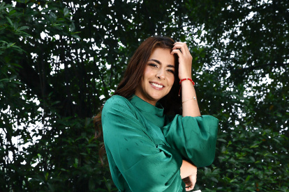 Meche Chévez, ingeniera comercial cuya mayor pasión es el periodismo deportivo.