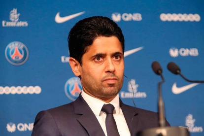 Nasser Al Khelaifi en rueda de prensa con el PSG.