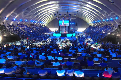 Al evento acudieron en la inauguración cerca de 8.000 personas.