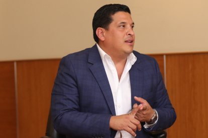 Vera señala que es de "perdedores" pensar que el correísmo se tomará la designación de autoridades.