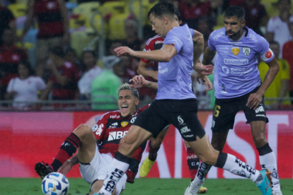 Flamengo e Independiente del Valle empatan 0-0 en Brasil.