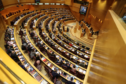 Vista general de una sesión del Senado español en Madrid.