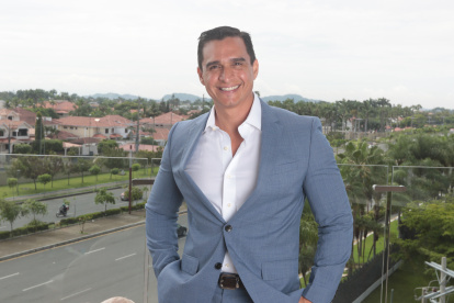 Milton Freire sabe lo que hace cada miembro de su equipo dentro y fuera de su trabajo.