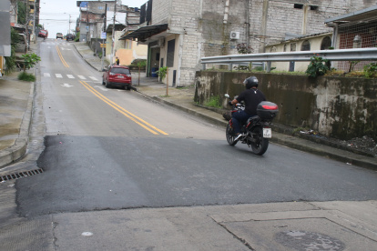La avenida Guillermo Cubillo necesita señales de tránsito