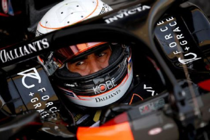 El nacido en Quito corre ahora con el equipo Van Amersfoort Racing.