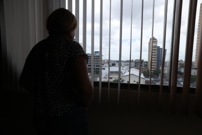 Anonimato. Mariana (nombre protegido) cambió su estilo de vida luego del fallecimiento de su hijo. Renunció a su trabajo y desapareció su vida social.