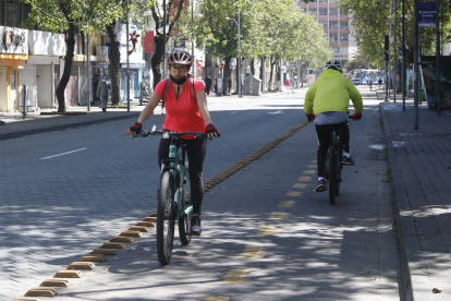 Estudios. Se dice que para esto se efectuaron análisis.
