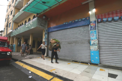 La víctima tendría su negocio en el suburbio de Guayaquil.