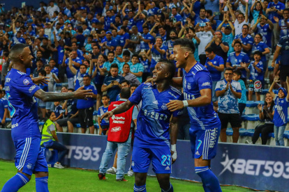EMELEC VENCIÓ 2-0 AL EQUIPO LOJANO LIBERTAD, EN EL ESTADIO CAPWELL DE GUAYAQUIL |
LIGA PRO 2023 BET 593 - EMELEC VS. LIBERTAD FC - API. Quito 26 de febrero de octubre del 2023 Agencia ( ag - expreso ag extra)
