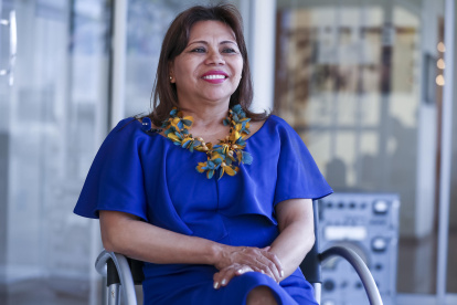 - La colombiana Fany Kuiru habla durante una entrevista para Efe, el 1 de marzo 2023, en Quito (Ecuador). Fany Kuiru es la primera mujer elegida para liderar la Coordinadora de las Organizaciones Indígenas de la Cuenca Amazónica (COICA), la mayor confederación indígena del mundo, en medio de una profunda división y conflicto interno de la organización, con sede en Quito, donde el ecuatoriano Tuntiak Katan también afirma ser su líder.EFE/José Jácome