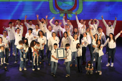 La familia Terán en su acto de celebración.
