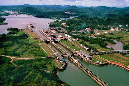 Puerto.- Una vista panorámica del Canal de Panamá.