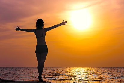 La vitamina D evita riesgos de contraer enfermedades que atenten contra la salud y el bienestar de las personas.