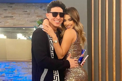 El chico reality con su expareja, Elizabeth.