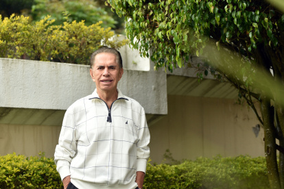 El comunicador es un apasionado de la música y la lectura.