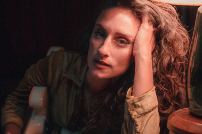 Nuria Zapata para el lente de Expresiones.