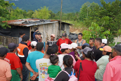 Reclamo. Damnificados de Montalvo se reunieron con técnicos del SNGR.