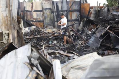 En el sitio aún se mantienen los escombros dejados por la tragedia