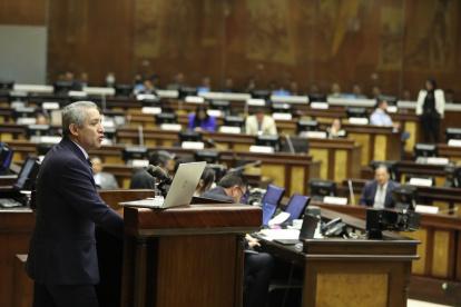 Situación. El exministro Carrillo ya afrontó un juicio político a inicios de este año que terminó con su censura.