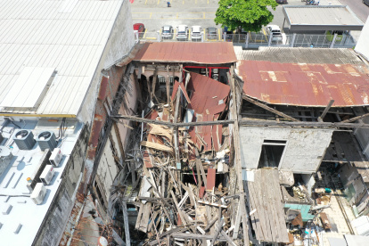 CASAS PATRIMONIALES EN RIESGO UNA DE ESA ES LA CASA MALDONADO QUE ESTA UBICADO EN VICTOR MANUEL RENDO Y PEDRO CARBO QUE SE ESTA CAYENDO EN PEDAZO 16 DE MARZO DEL 2023 GUAYAQUIL-ECUADOR