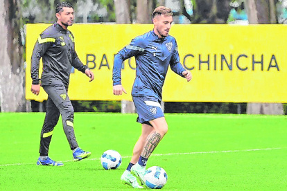 Los albos se han preparado intensamente para el compromiso de este domingo.
