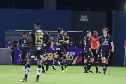 Lautaro Díaz puso el gol de Independiente del Valle y la fiesta en el estadio Banco Guayaquil