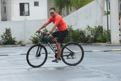 Para Eduardo es importante la apariencia física y lucir bien. Emula la frase de la argentina Mirtha Legrand, quien dice "si te ven bien, te contratan y si te ven mal, te maltratan"