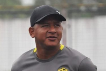 Luis Miguel Gracés es entrenador en las formativas de Fuerza Amarilla.