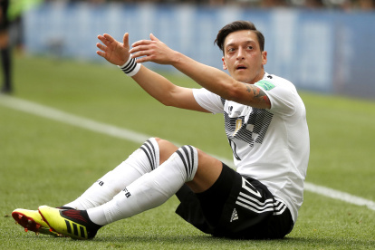 Mesut Özil dio a conocer su decisión de dejar el fútbol profesional. Con Alemania ganó la Copa del Mundo de 2014.