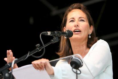 Foto de archivo de la exministra francesa Ségolène Royal,  quien acudirá al Foro de Mujeres Emprendedoras (WEFDC) para discutir sobre retos globales y nuevas oportunidades para impulsar el emprendimiento femenino.