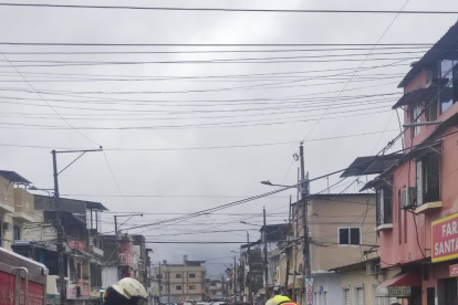 Los bomberos realizan las labores de rescate