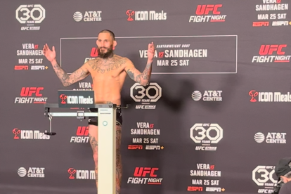 Chito marcó 136 libras en la balanza. Se lo notó sano y concentrado.