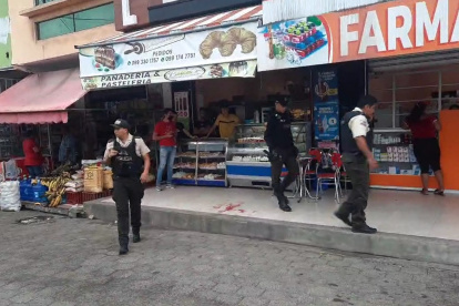 La víctima mortal fue impactada por cuatro disparos.