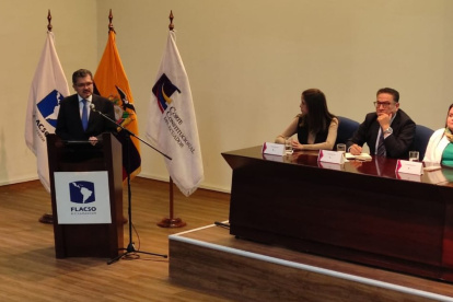 Referencia. Alí Lozada, presidente de la Corte, durante su intervención en un encuentro entre jueces constitucionales.