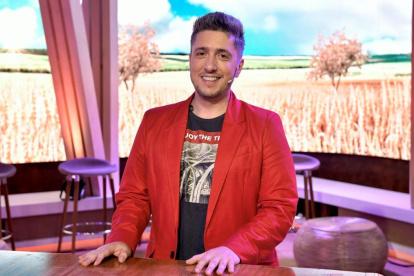 Jey Mammon era hasta hace pocos días un carismático y popular conductor del canal Telefe.