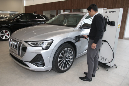 La empresa alemana Audi cuenta con varias opciones de autos eléctricos en el mercado ecuatoriano.