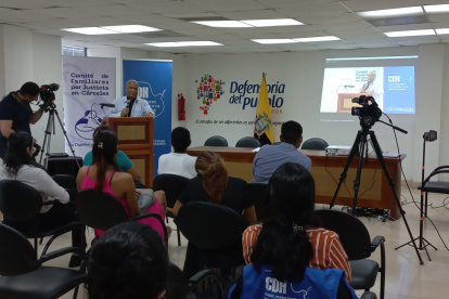 Presentación. La plataforma fue expuesta en las oficinas de la Defensoría del Pueblo en Guayaquil.