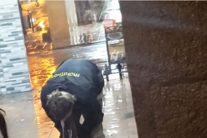 Un joven presenta un cuadro de conducta errática producto del consumo de drogas duras, según especialistas.