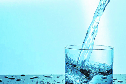 Más de dos mil millones de personas no tienen acceso de agua potable