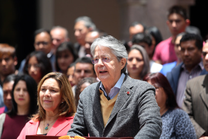 Lasso estuvo acompañado de su esposa y varios ciudadanos. El vicepresidente Borrero no participó.