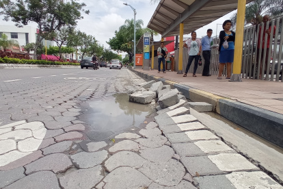 Los adoquines levantados