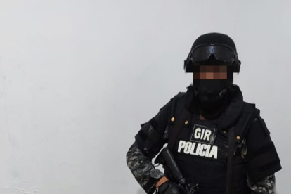 Momento en el que la mujer secuestrada fue liberada por las autoridades.