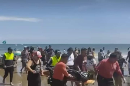 El joven había llegado de Guayaquil con un grupo de amigos a Playas.