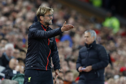 Kloop durante uno de los partidos de su equipo, el Liverpool.